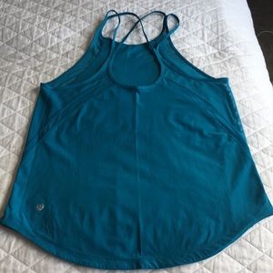 Lululemon blue top